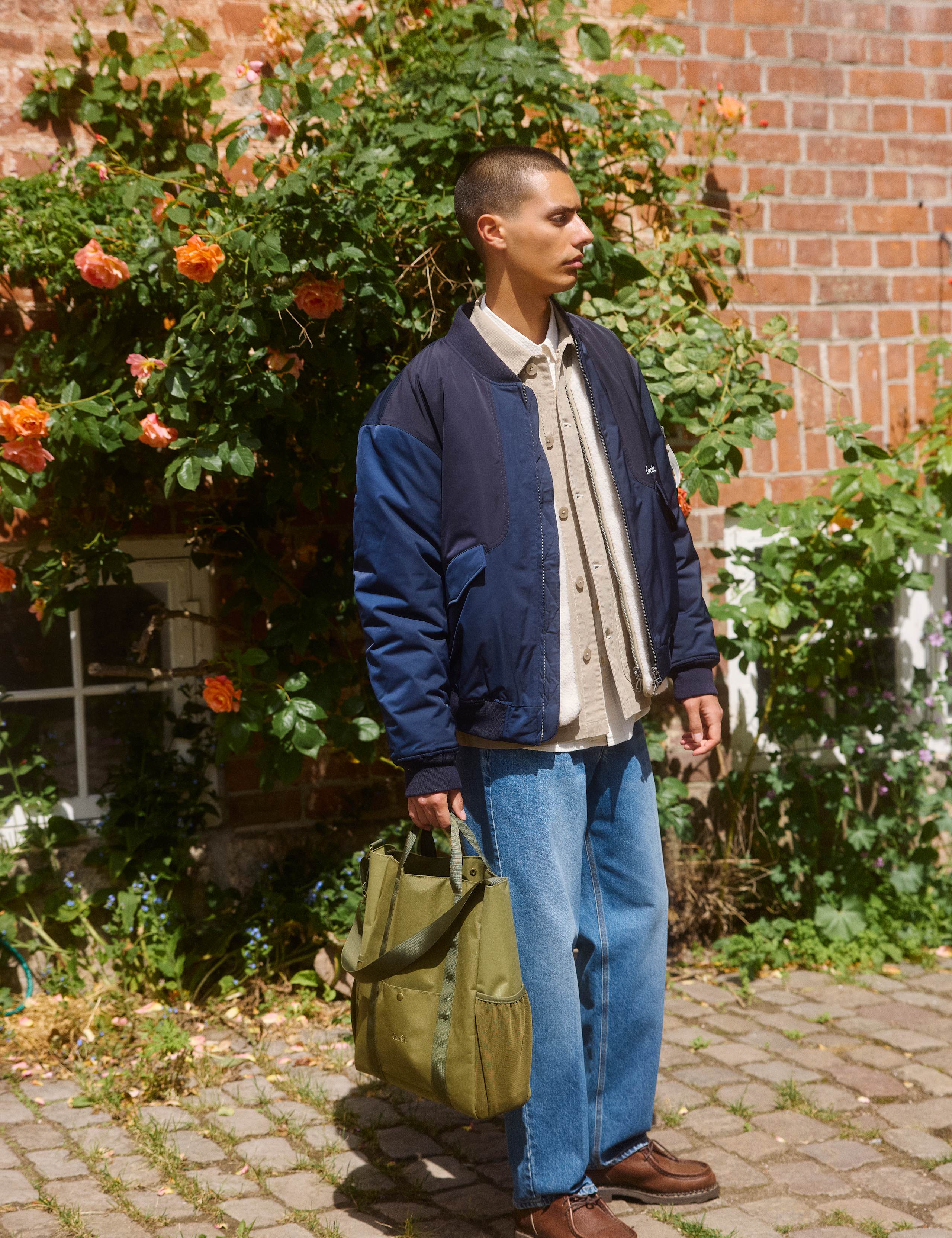 BOW BOMBER JACKET - NAVY - Image 6