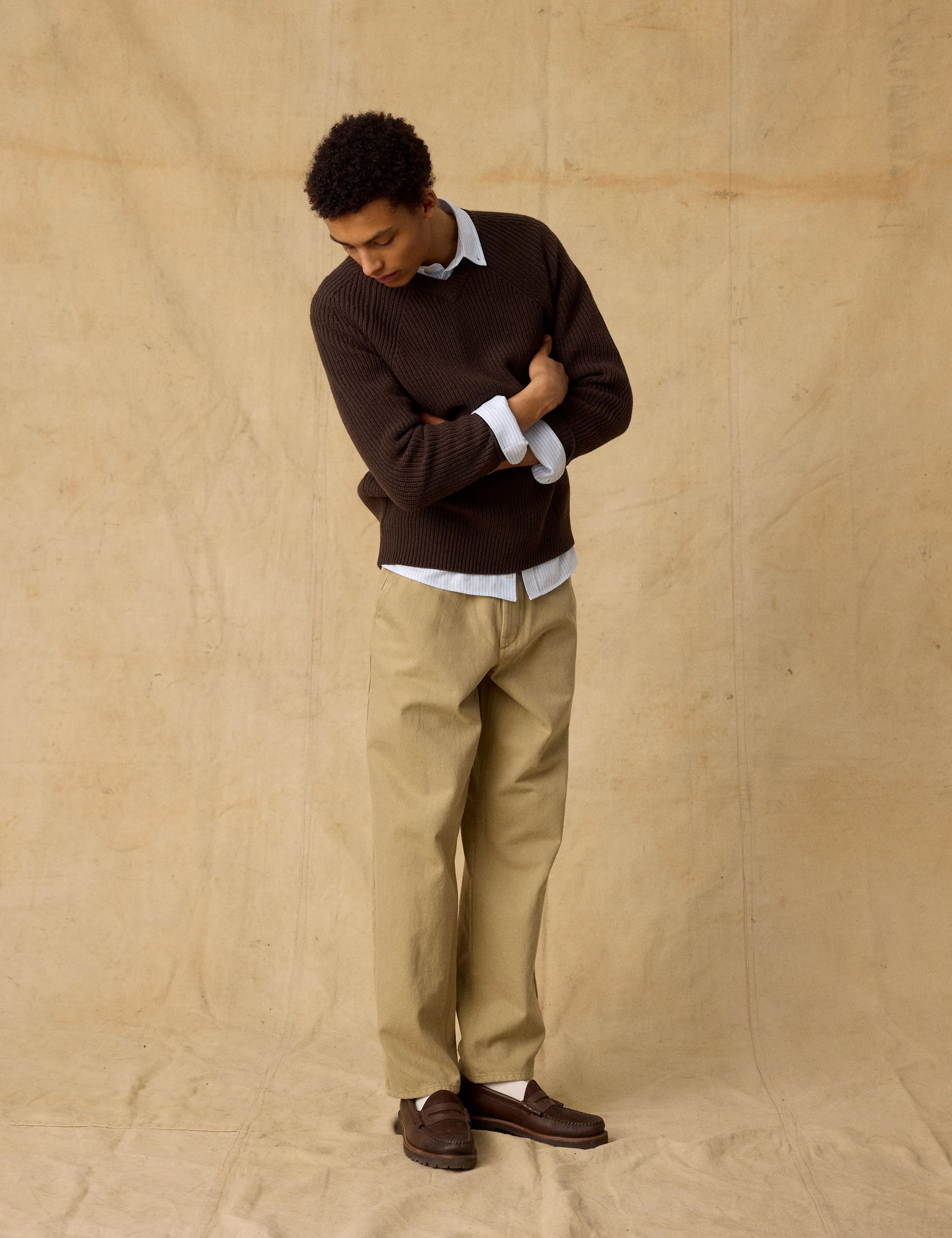 DELTA WOOL V-NECK KNIT - DARK BROWN - Image 3