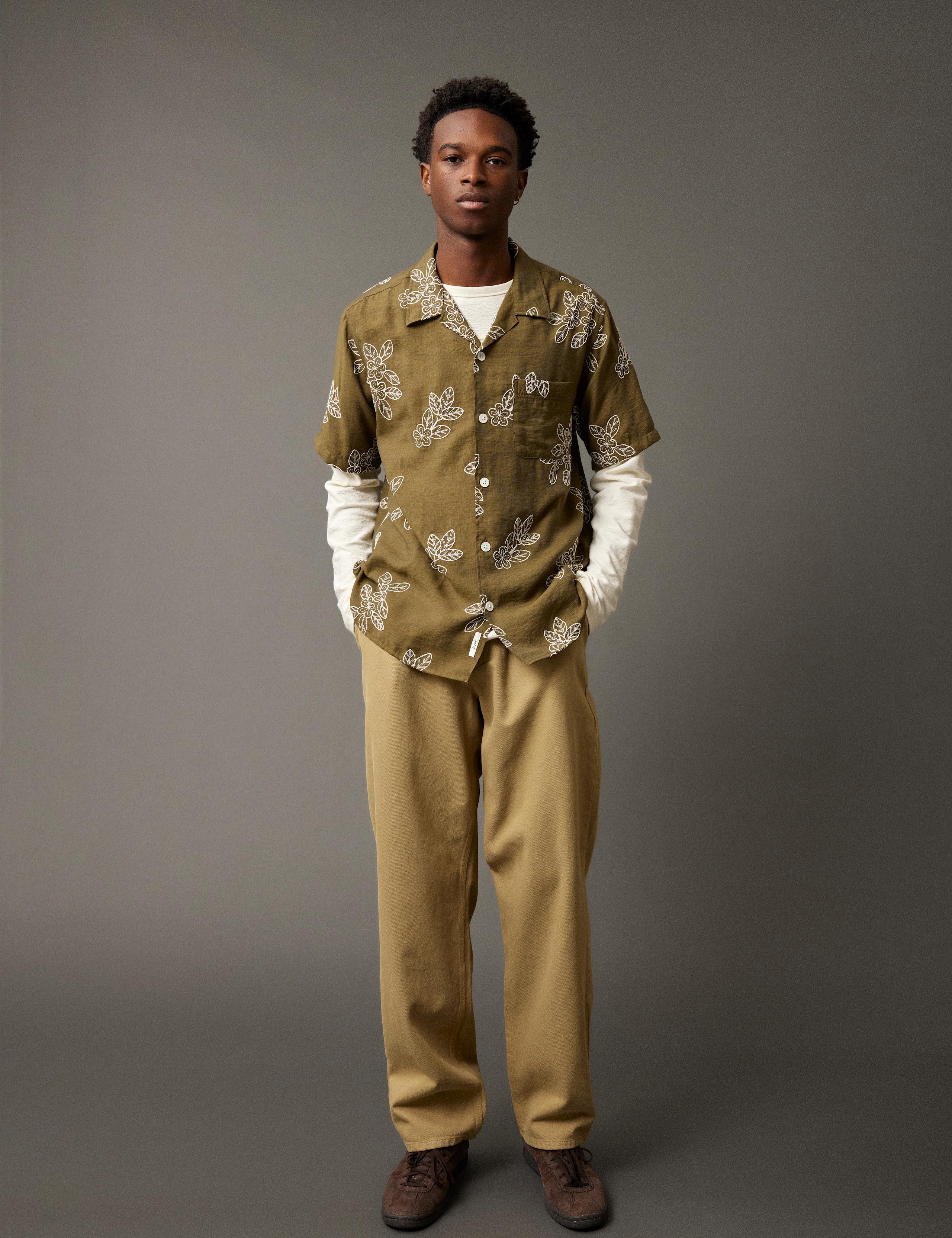 LEO EMBROIDERY SHIRT - ARMY - Image 2