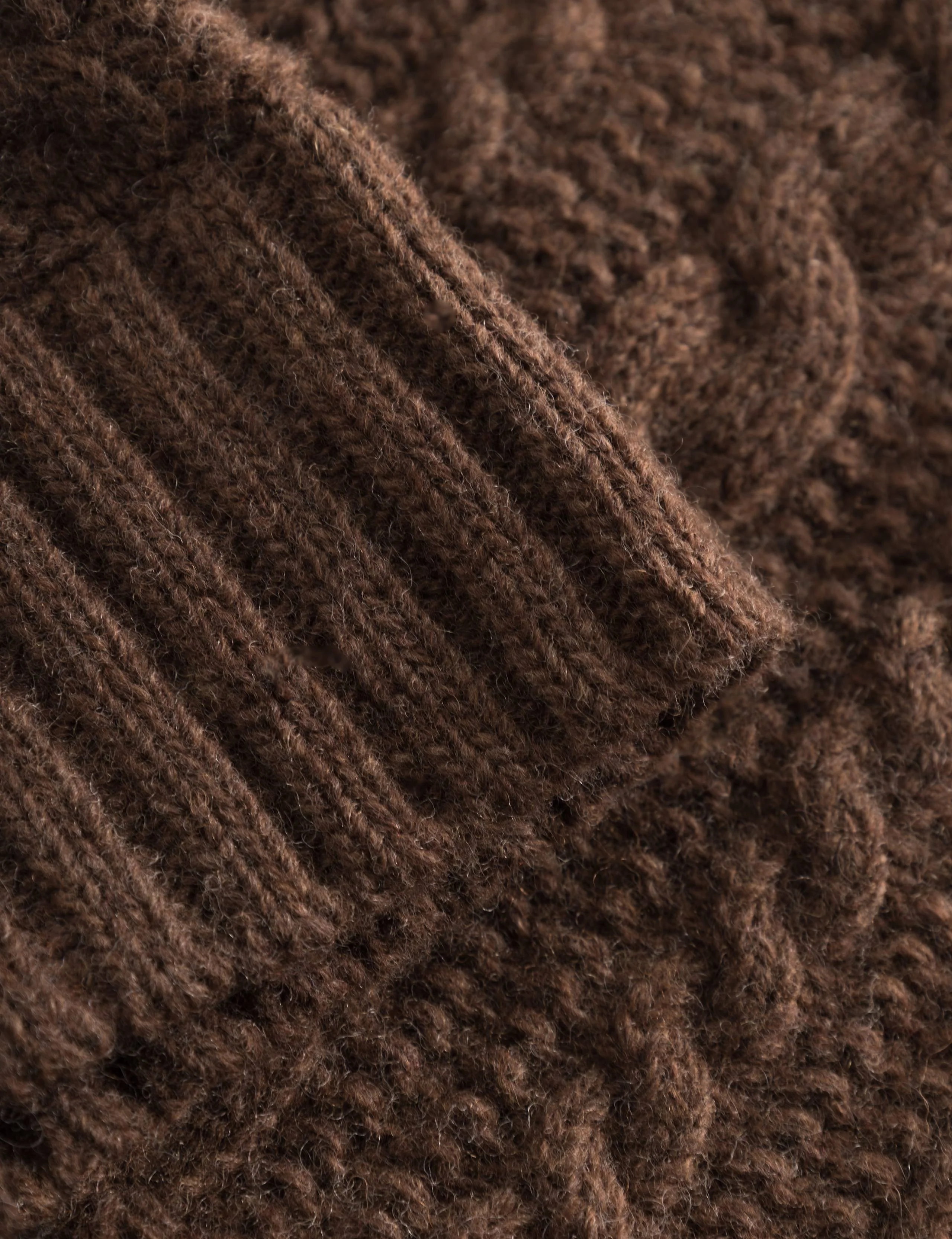 TOP CABLE BEANIE - BROWN - Image 2
